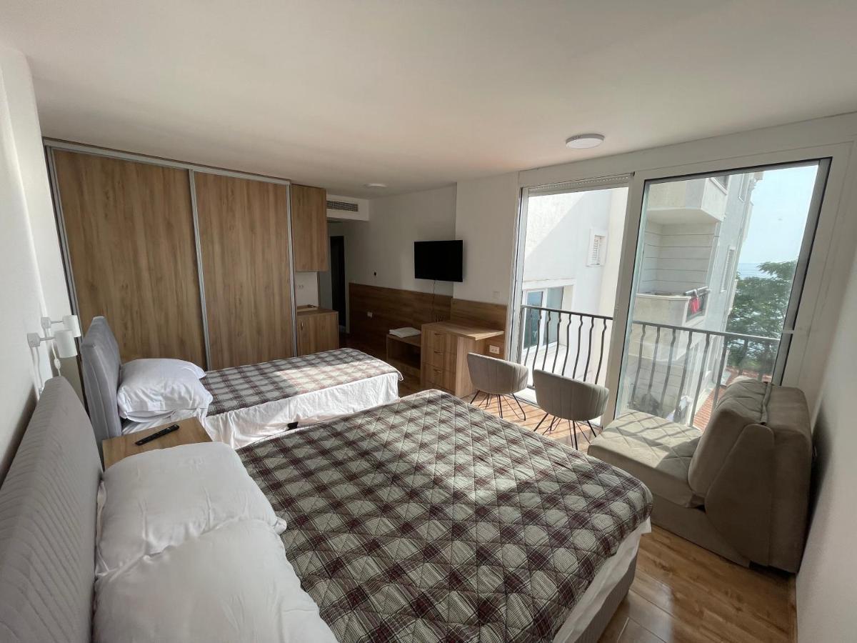 Hotel R Utjeha Ngoại thất bức ảnh