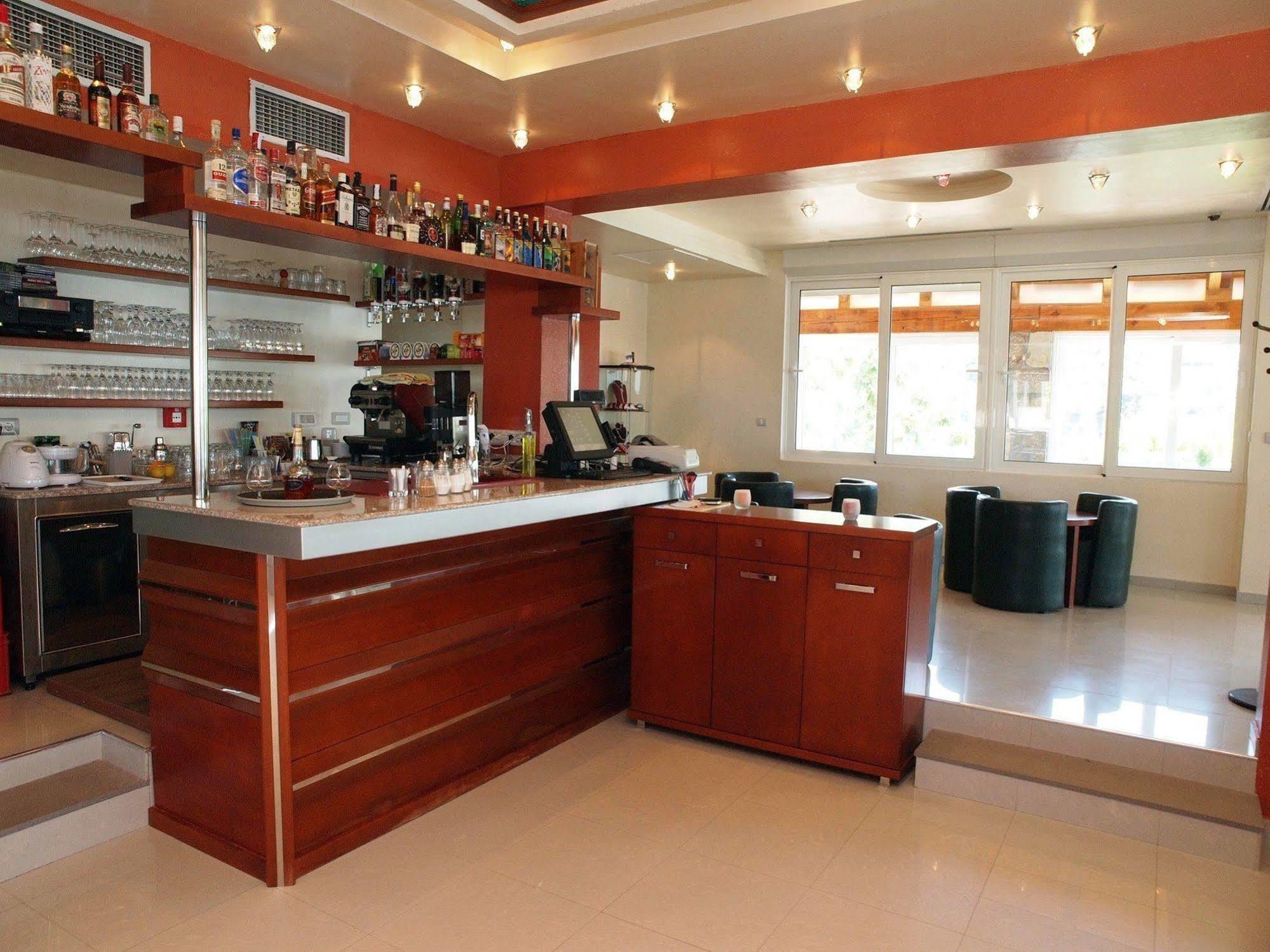 Hotel R Utjeha Ngoại thất bức ảnh