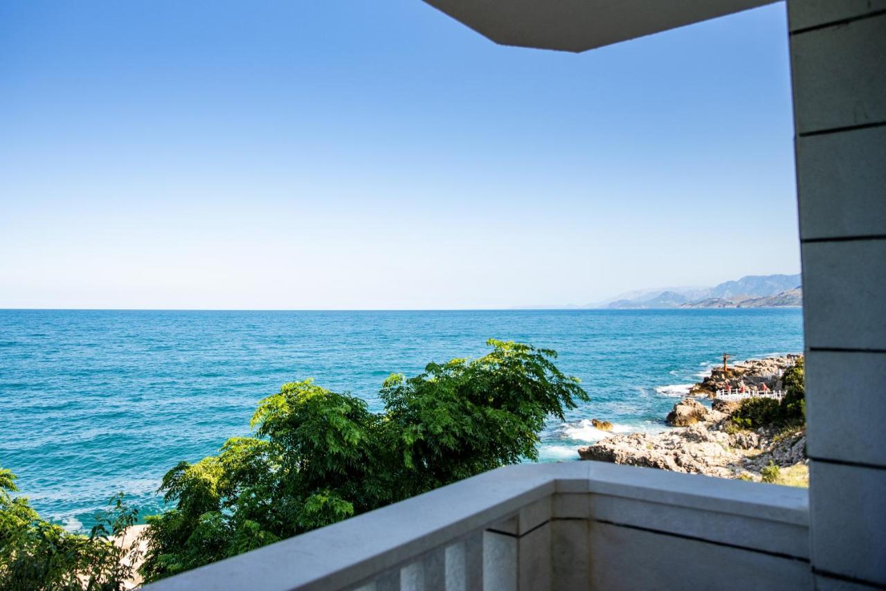 Hotel R Utjeha Ngoại thất bức ảnh